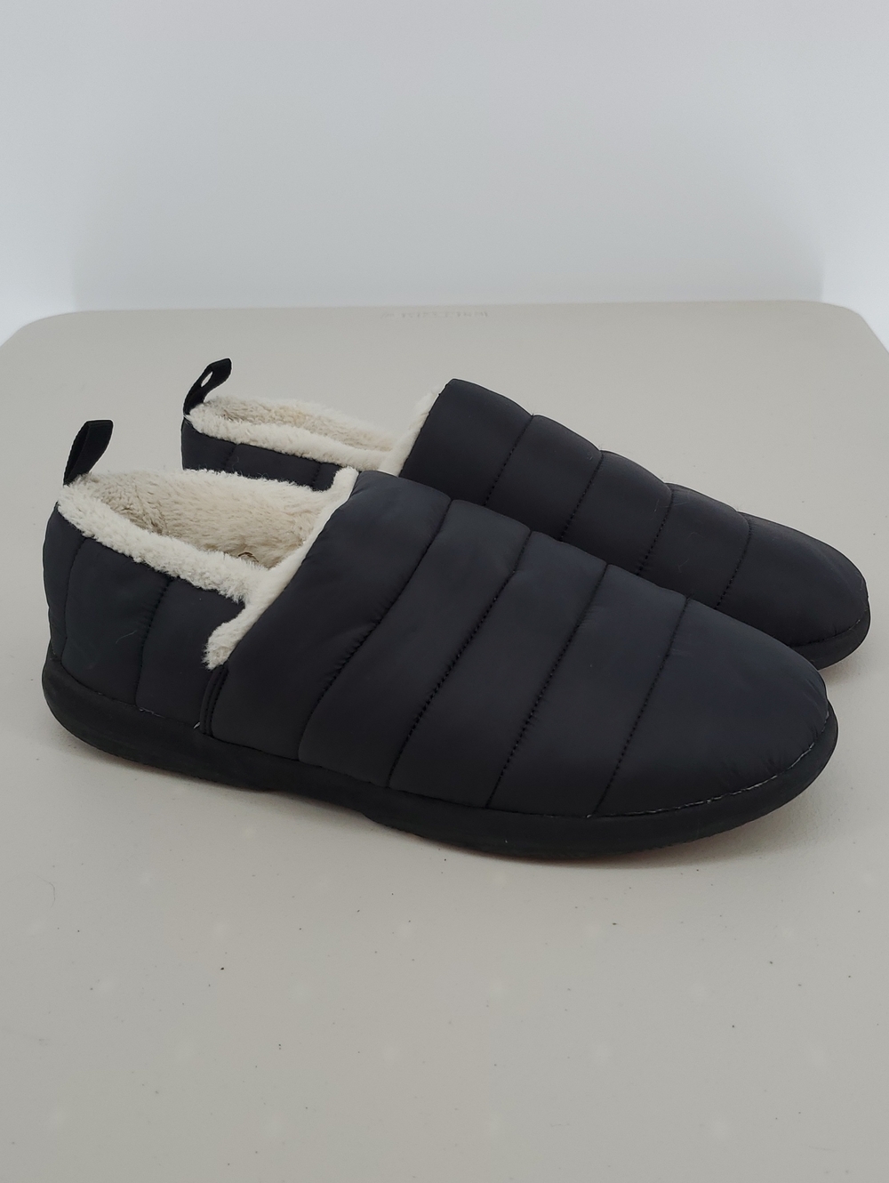 Vionic "Tranquil" Quilted Slip-On Lined Slippers - Womens Size 11